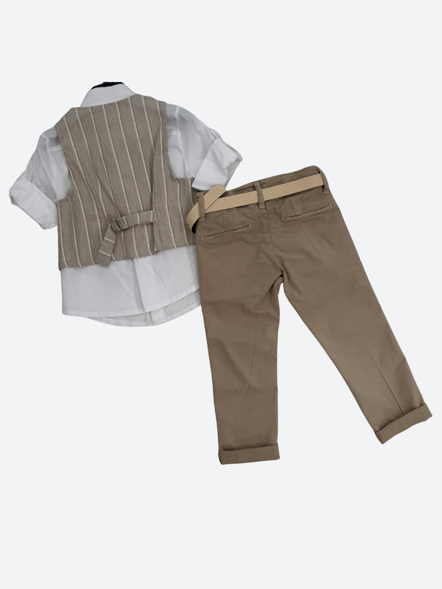 Completo elegante bimbo