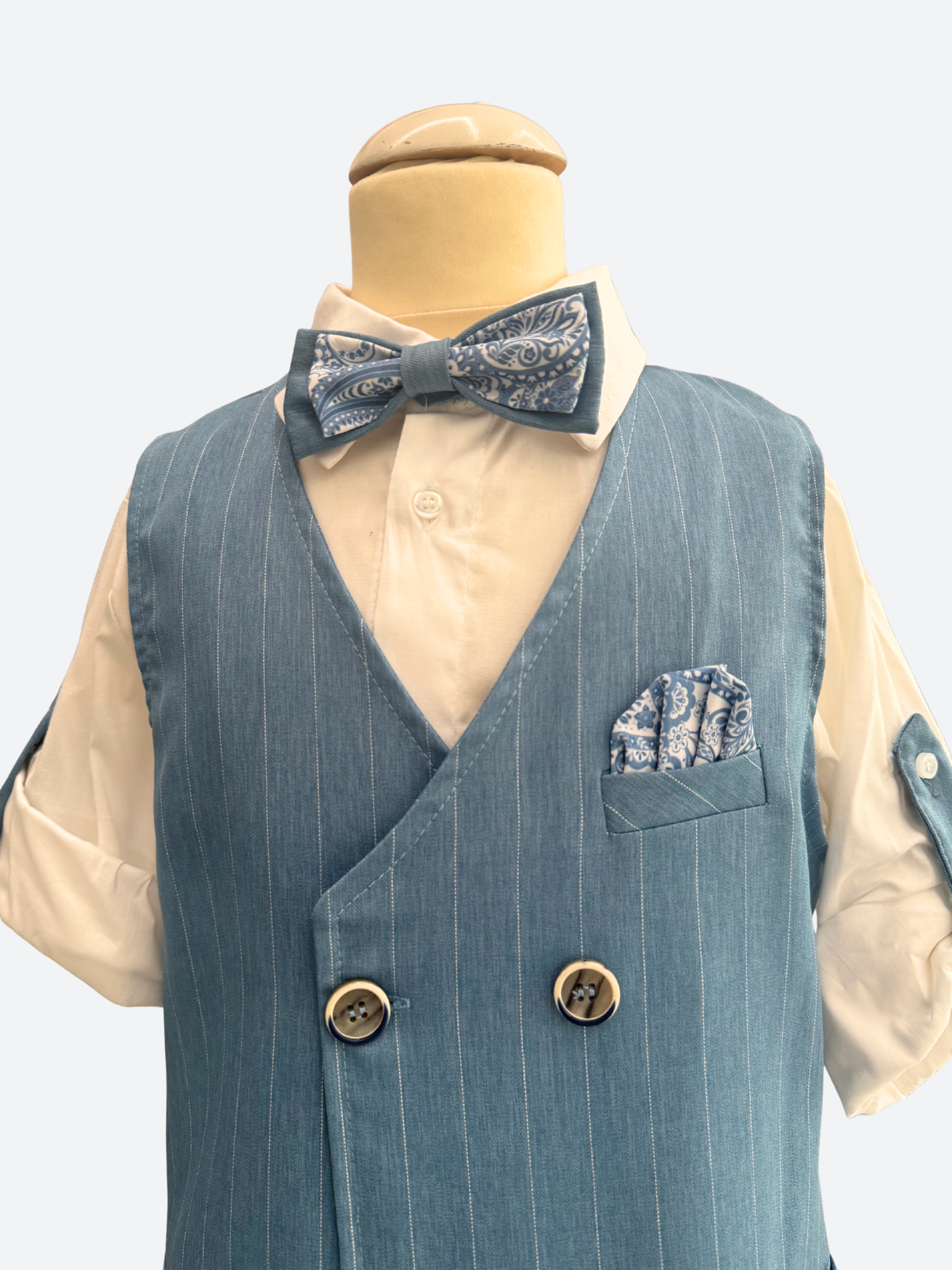 Elegant children's suit