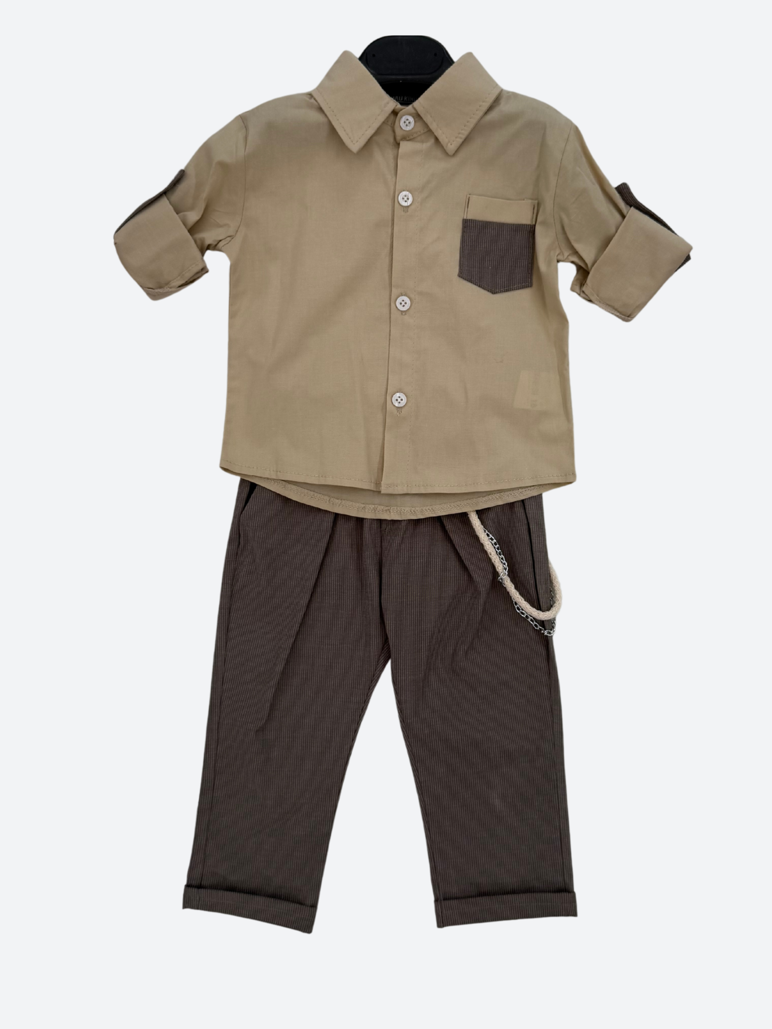 Elegant newborn outfit