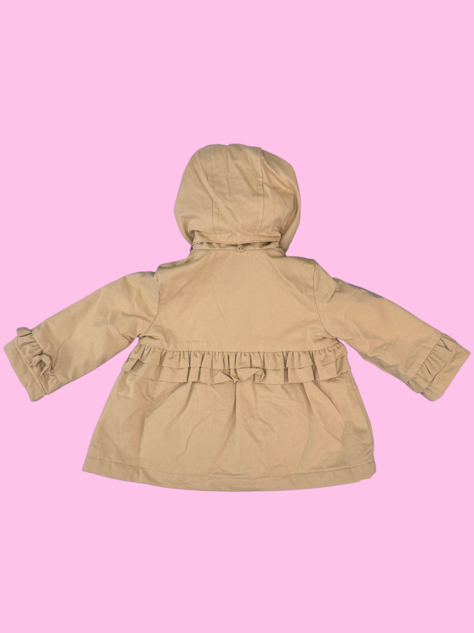 Trench svasato neonata