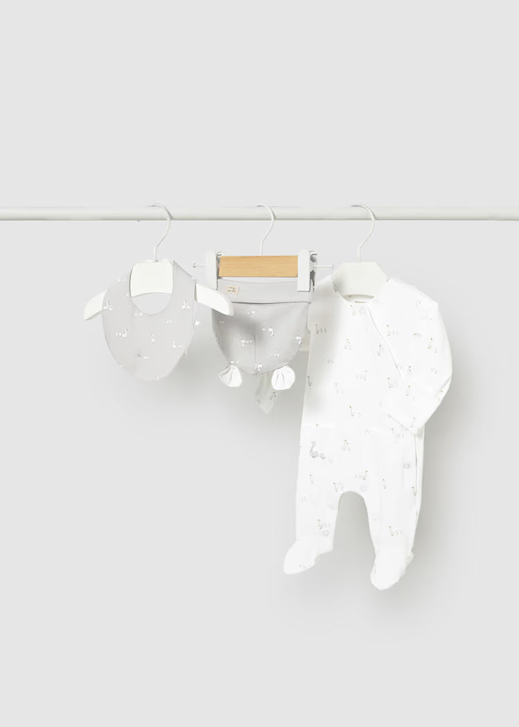 Bodysuit, bib, and hat set - neutral