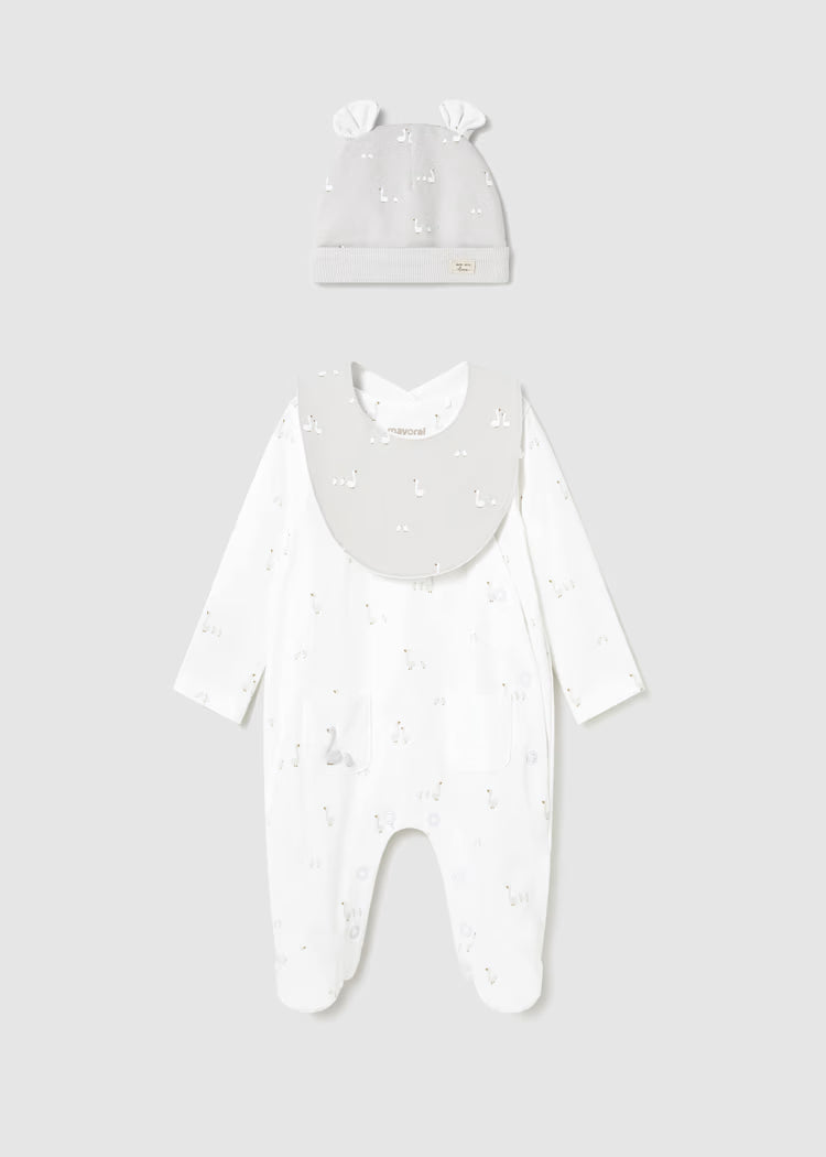 Bodysuit, bib, and hat set - neutral